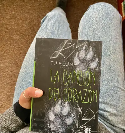 Colección de libros 'La Canción' de TJ Klune - miniatura 2