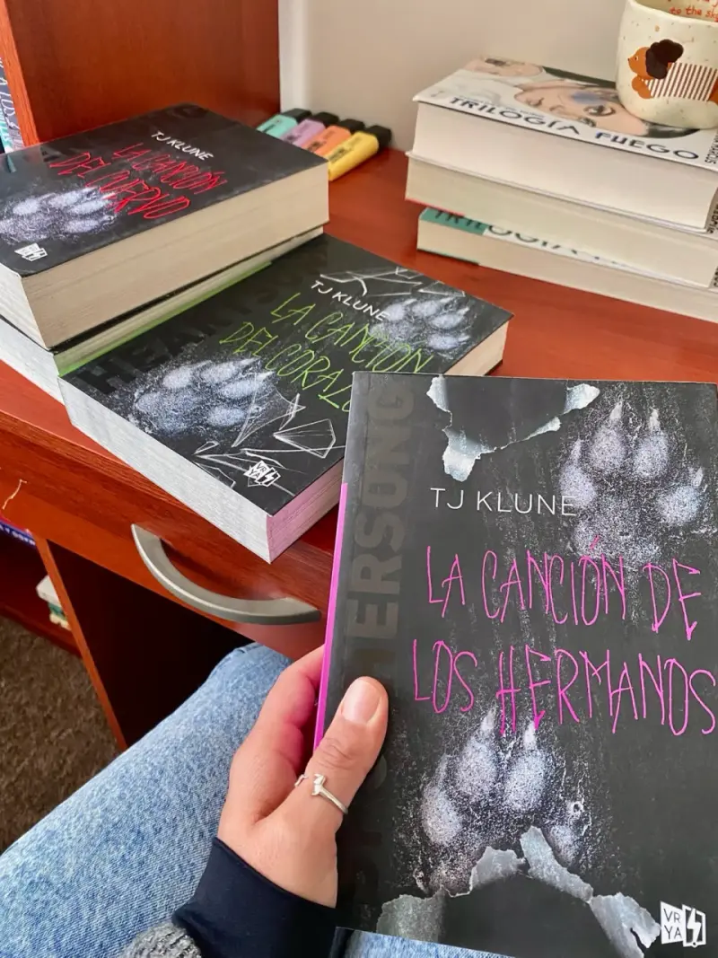 Colección de libros 'La Canción' de TJ Klune - 6