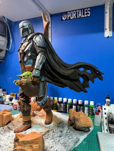 Figura de resina del Mandalorian y Grogu - miniatura 5