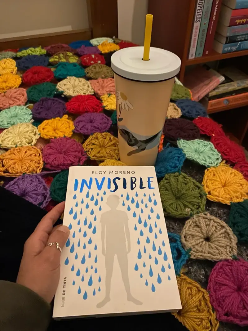 Libro 'Invisible' de Eloy Moreno en buen estado - 2