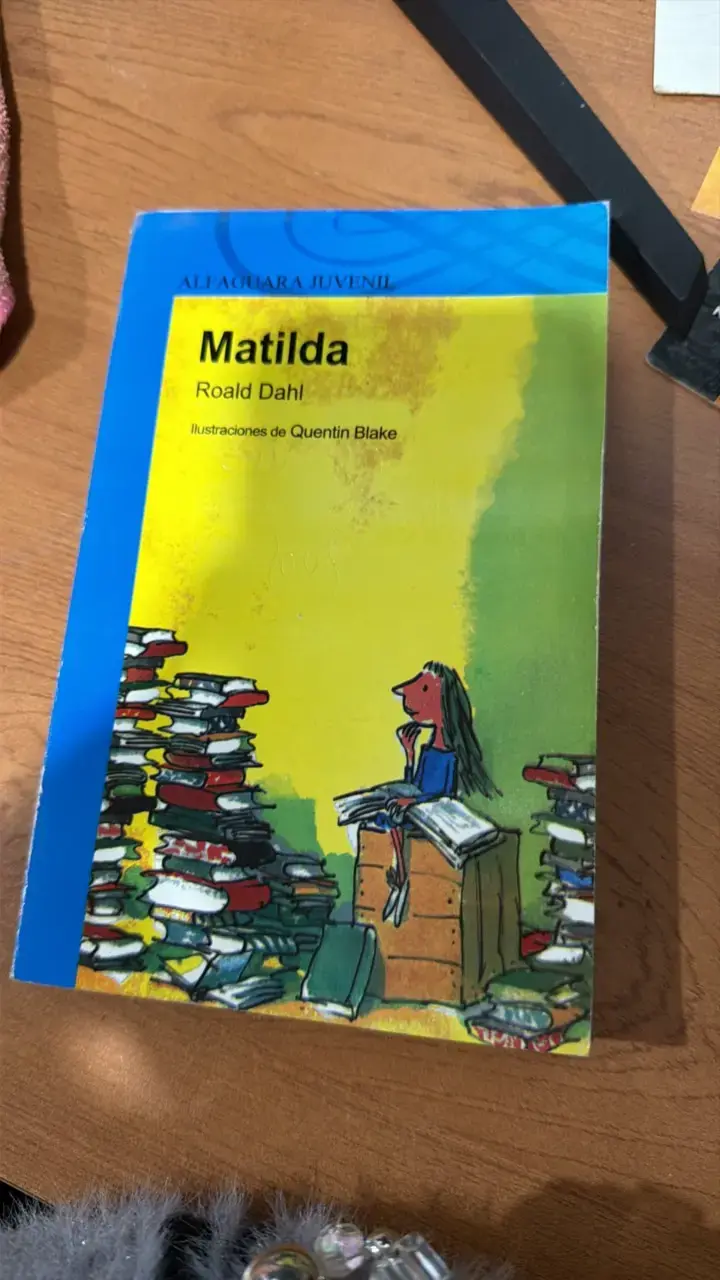 Libro Matilda de Roald Dahl en buen estado - 1