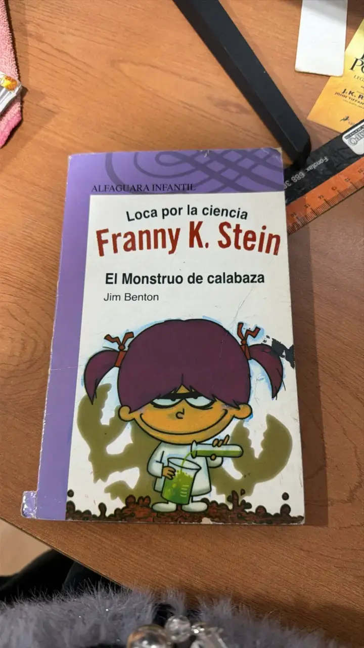 Libro Franny K. Stein El Monstruo de Calabaza - 1