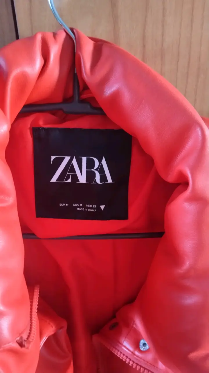 Chaqueta acolchada roja Zara para mujer - 3