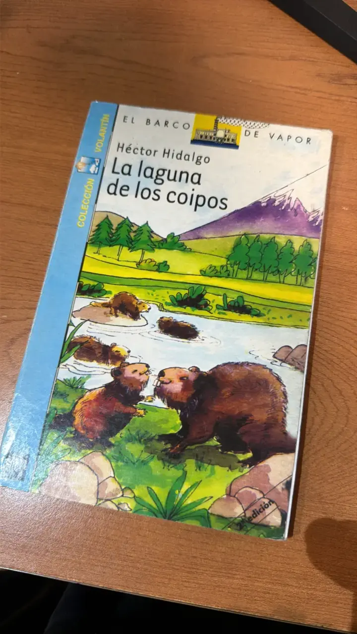 Libro 'La laguna de los coipos' de Héctor Hidalgo - 1