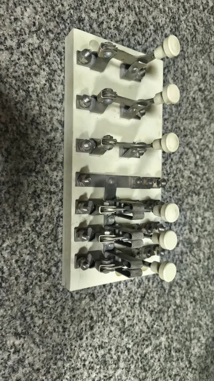 Bloque de fusibles eléctricos de porcelana