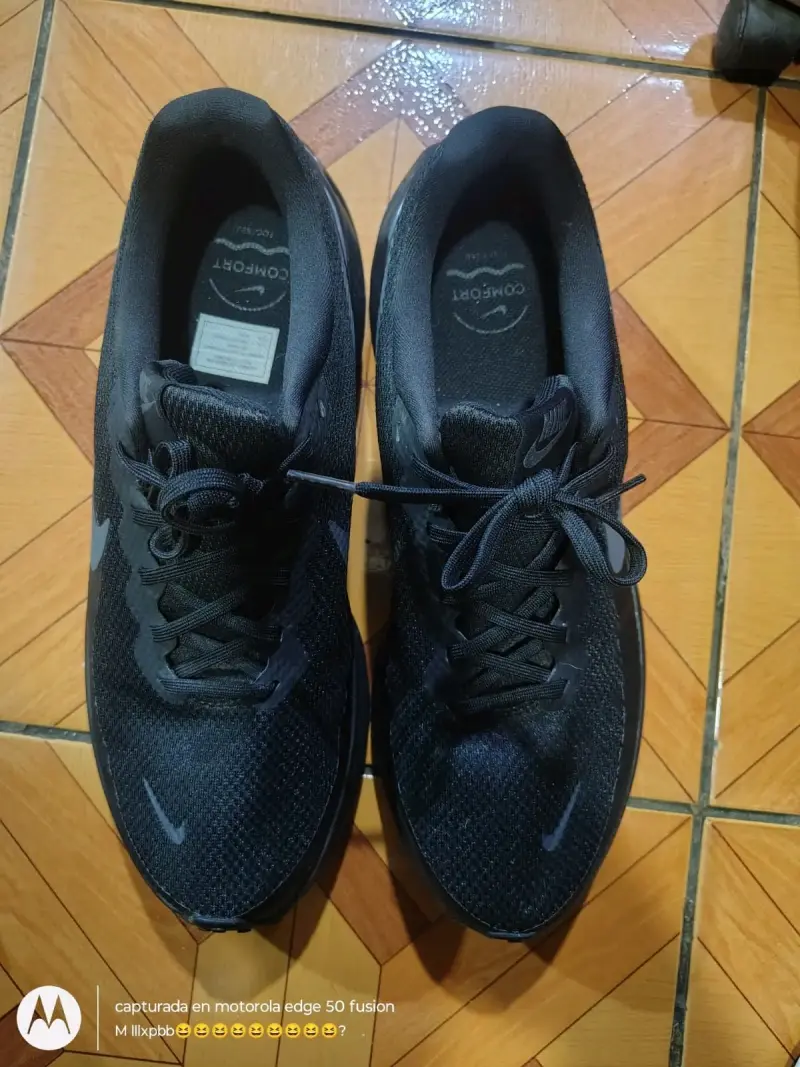 Zapatillas deportivas negras Nike - 1