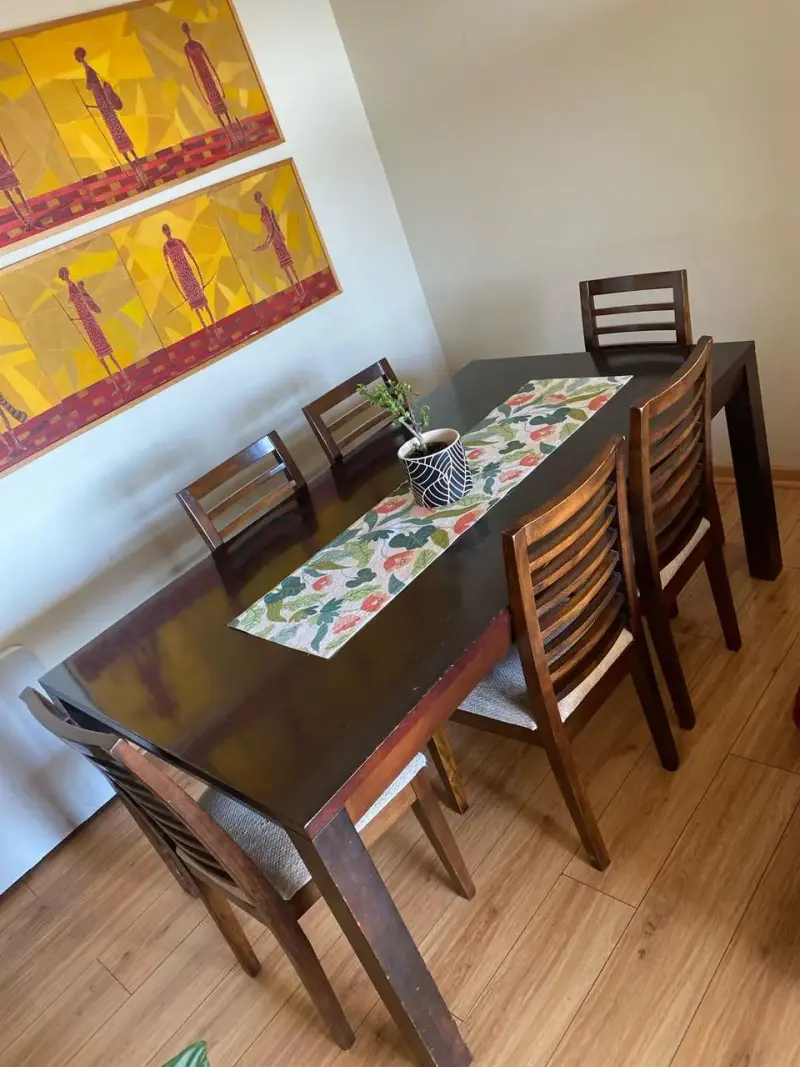 Juego de comedor de madera con 6 sillas - 4
