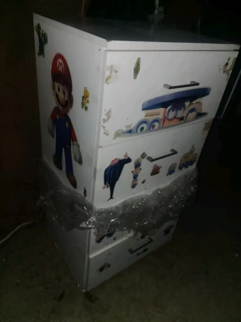 Cajonera infantil con diseño de Mario