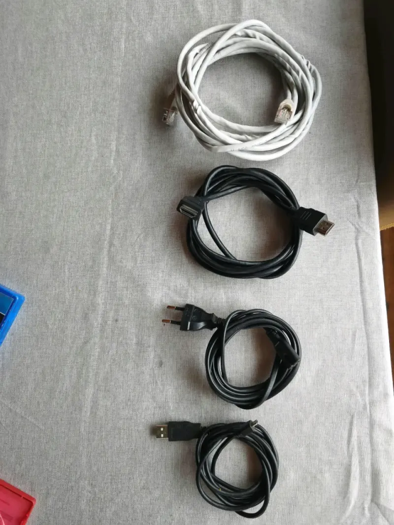 Consola PS4 con juegos y accesorios - 4