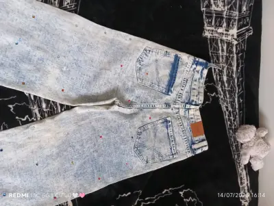 Jeans Met Love It con detalles de colores - miniatura 2