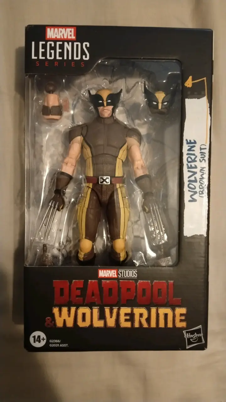 Figura de acción Wolverine Marvel Legends - 1
