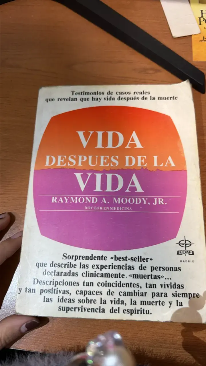 Libro Vida Después de la Vida de Raymond Moody - 1