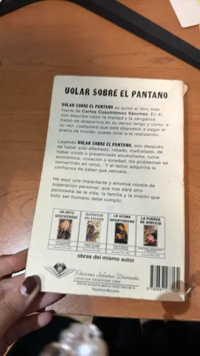 Volar Sobre El Pantano de Carlos Cuauhtémoc S - miniatura 2