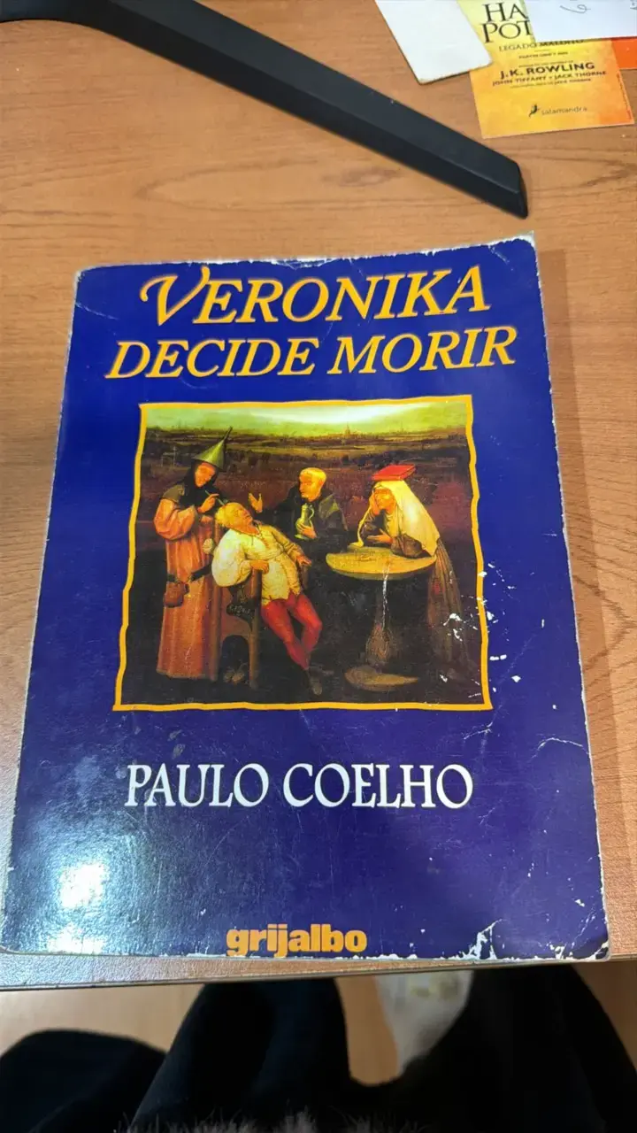 Libro Veronika Decide Morir de Paulo Coelho - 1