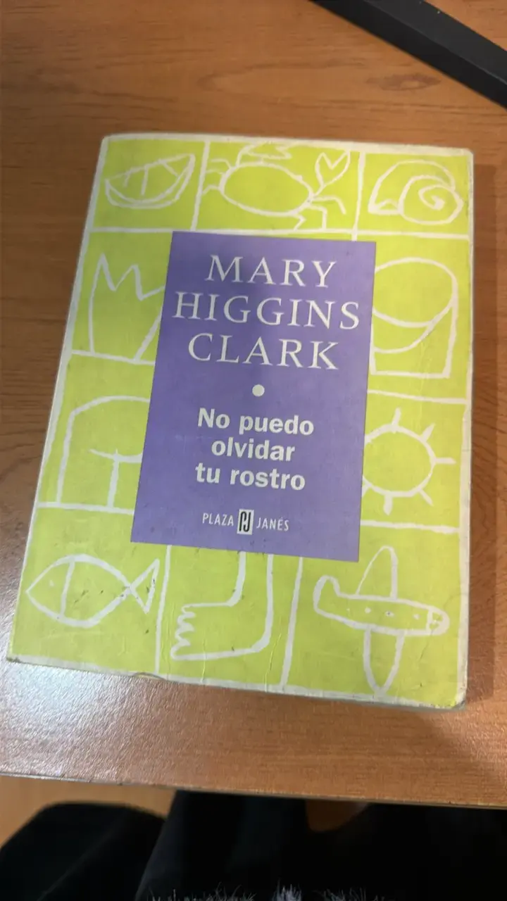 'No Puedo Olvidar Tu Rostro' de Mary Higgins - 1