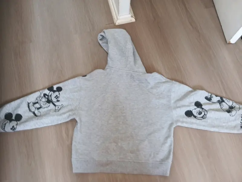 Polerón gris con capucha de Mickey Mouse - 2