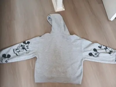 Polerón gris con capucha de Mickey Mouse - miniatura 2