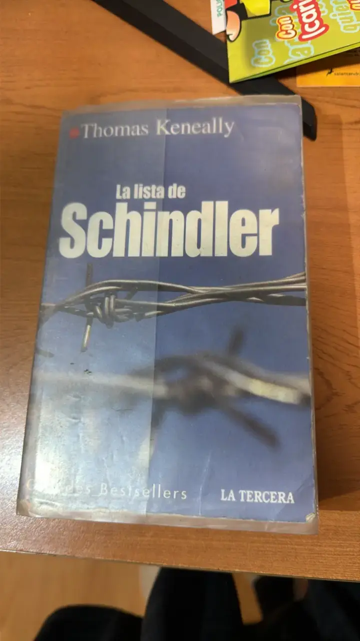 Libro 'La Lista de Schindler' de Thomas Keneally - 1