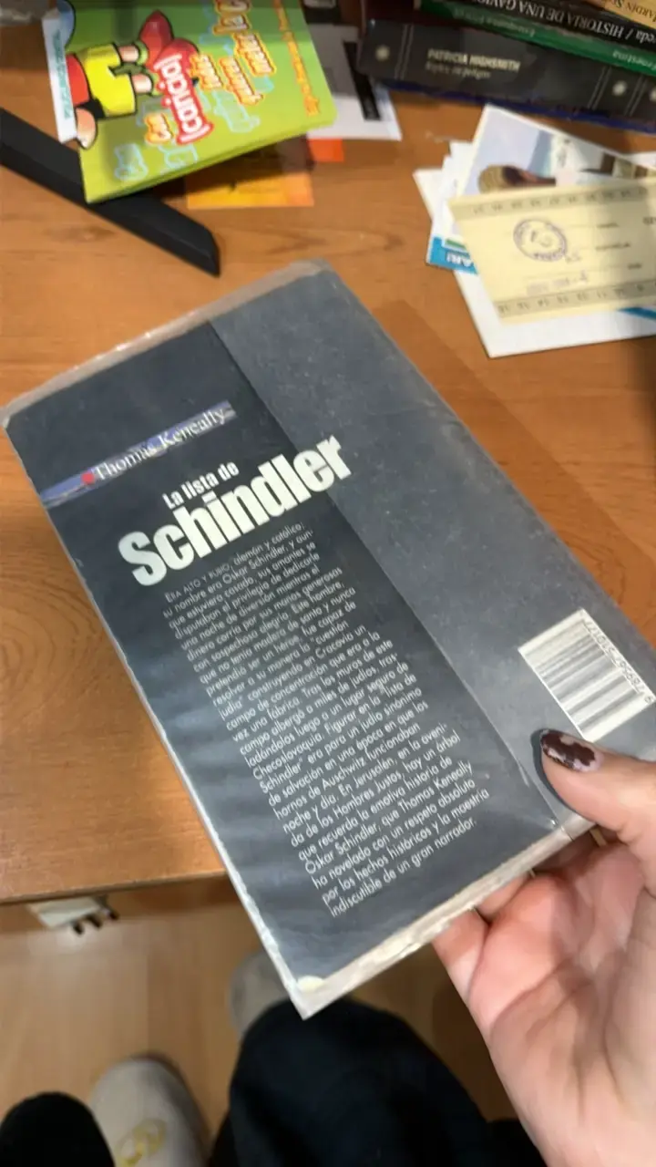 Libro 'La Lista de Schindler' de Thomas Keneally - 2