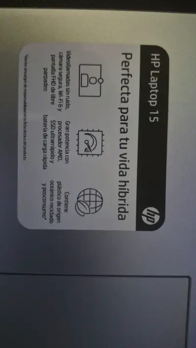 Laptop HP 15 con AMD Ryzen 7 - miniatura 4