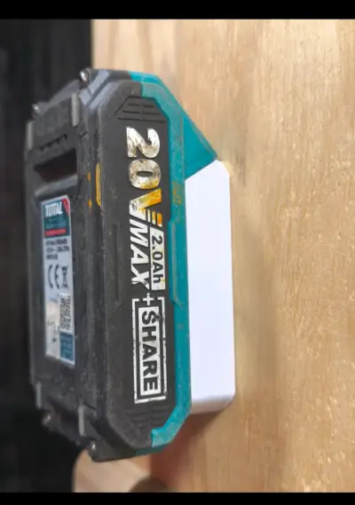 Soporte 3D batería 20V - miniatura 4