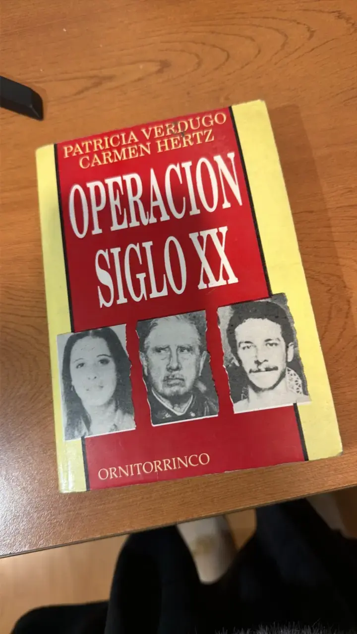 Operación Siglo XX de Patricia Verdugo y Carm - 1