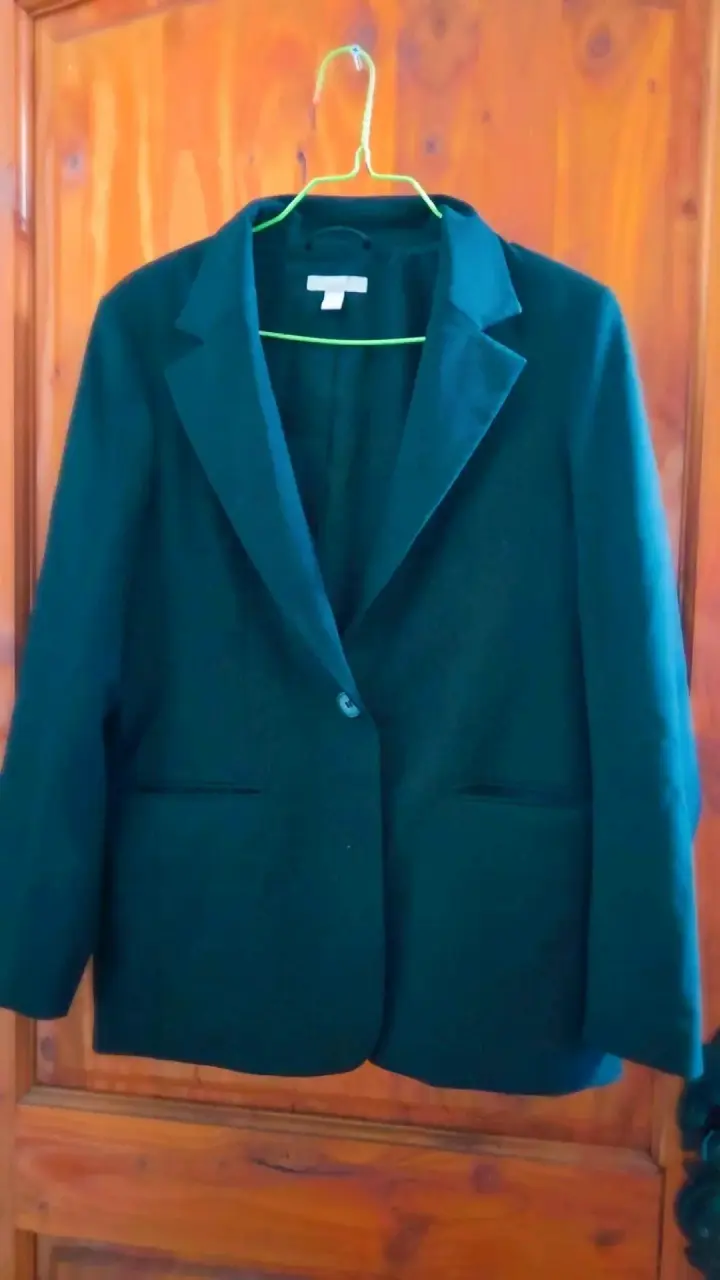 Blazer negro elegante para mujer H&M