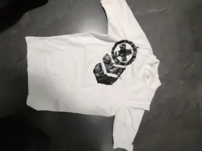 Polera blanca Quiksilver con diseño gráfico - miniatura 1