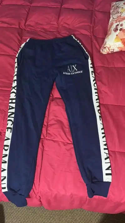 Conjunto deportivo azul Armani Exchange con capucha - miniatura 2