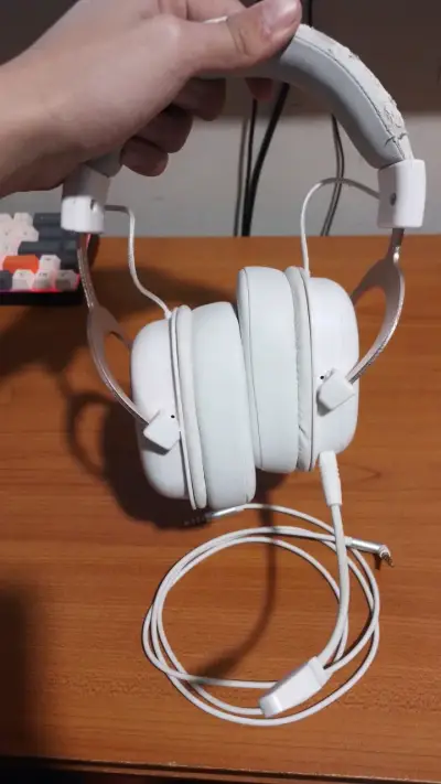 Audífonos Redragon - miniatura 3