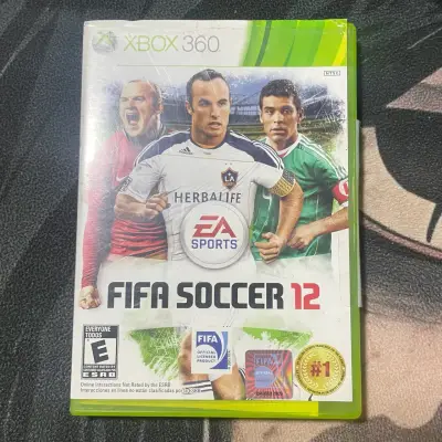 Juego FIFA Soccer 12 para Xbox 360 - miniatura 1