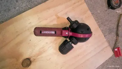 Taladro manual Millescraft con mango ergonómico - miniatura 1