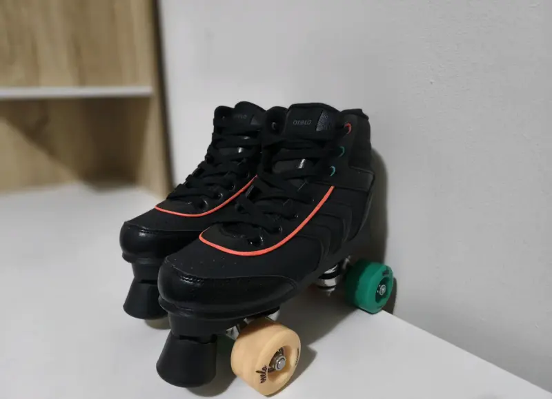 Patines de cuatro ruedas marca oxelo talla 38. - 2
