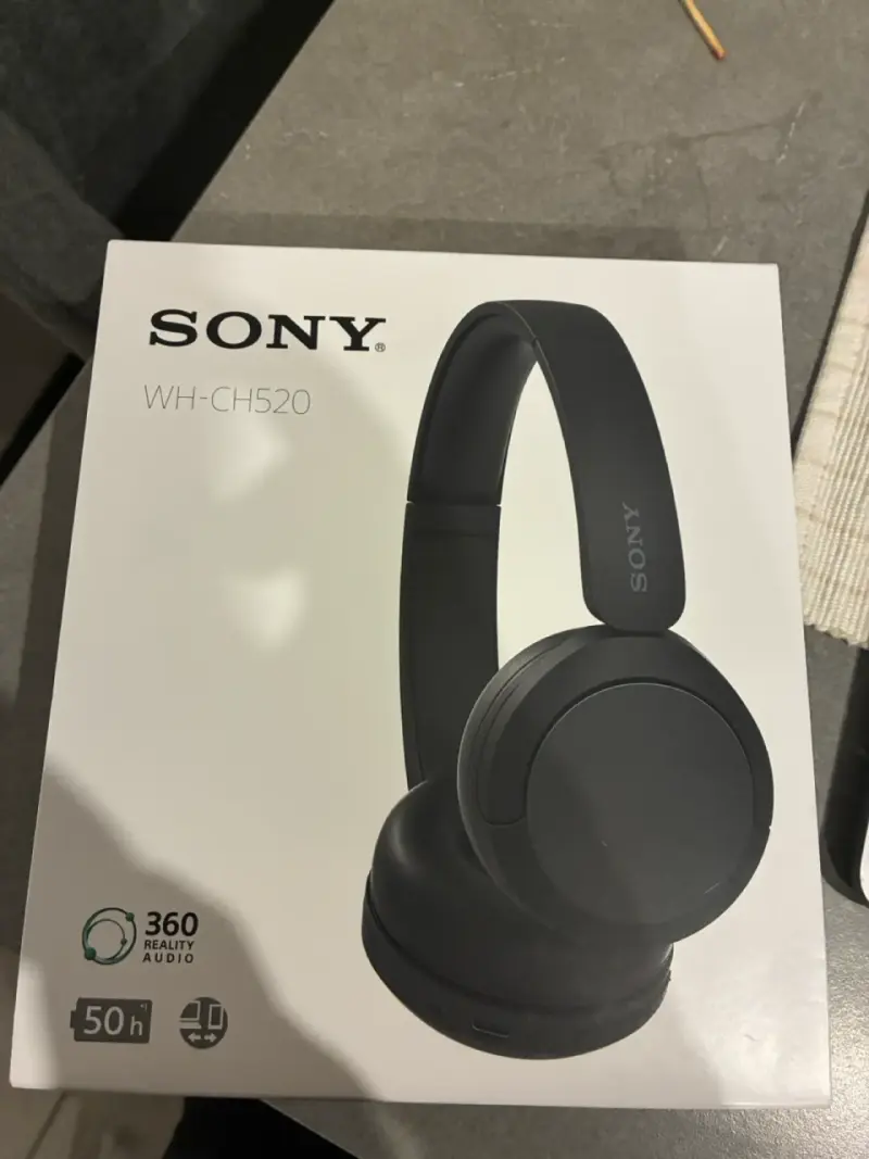 Audífonos inalámbricos negros Sony WH-CH520 - 1