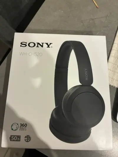 Audífonos inalámbricos negros Sony WH-CH520 - miniatura 1