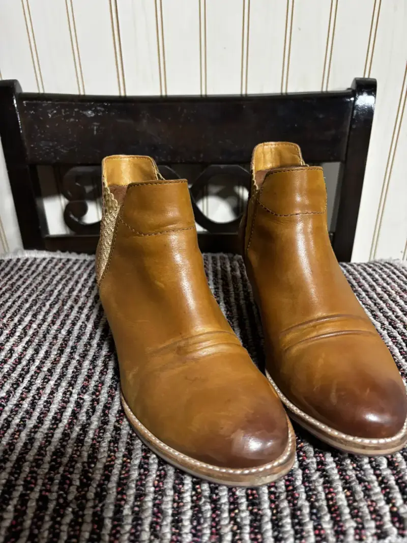 Botines de cuero marrón con tacón bajo - 3