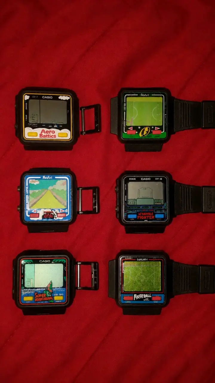 Relojes Casio vintage con juegos integrados