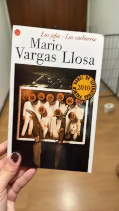 'Los jefes - Los cachorros' de Mario Vargas Llosa - miniatura 1