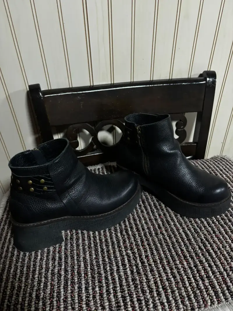 Botines de cuero negro con plataforma - 1