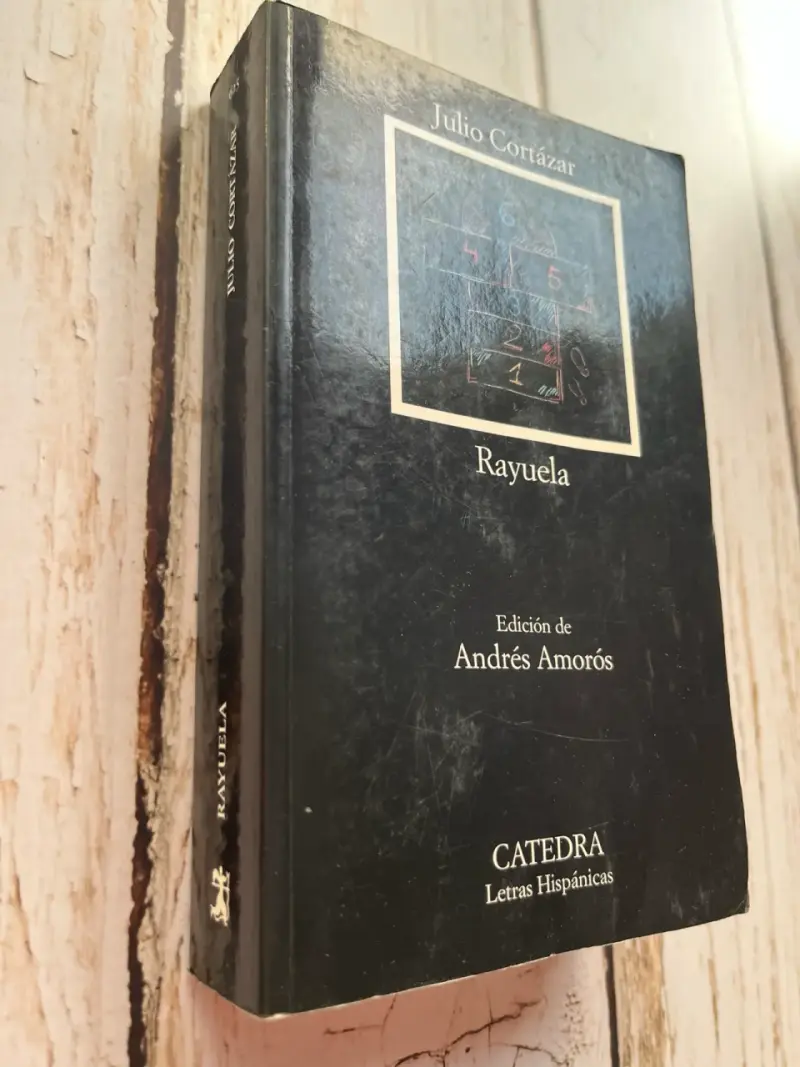Libro Rayuela de Julio Cortázar Edición Cátedra - 2