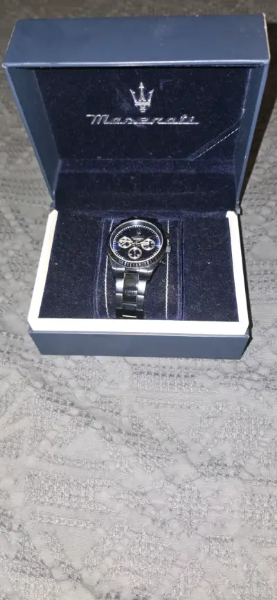 Reloj Maserati de acero inoxidable - miniatura 2