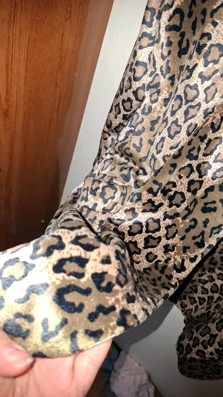 Blazer de Leopardo pra Mujer en BuenEstado Vintage - 2