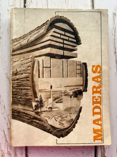 'Maderas' sobre propiedades y usos / Hernan Torres - miniatura 1