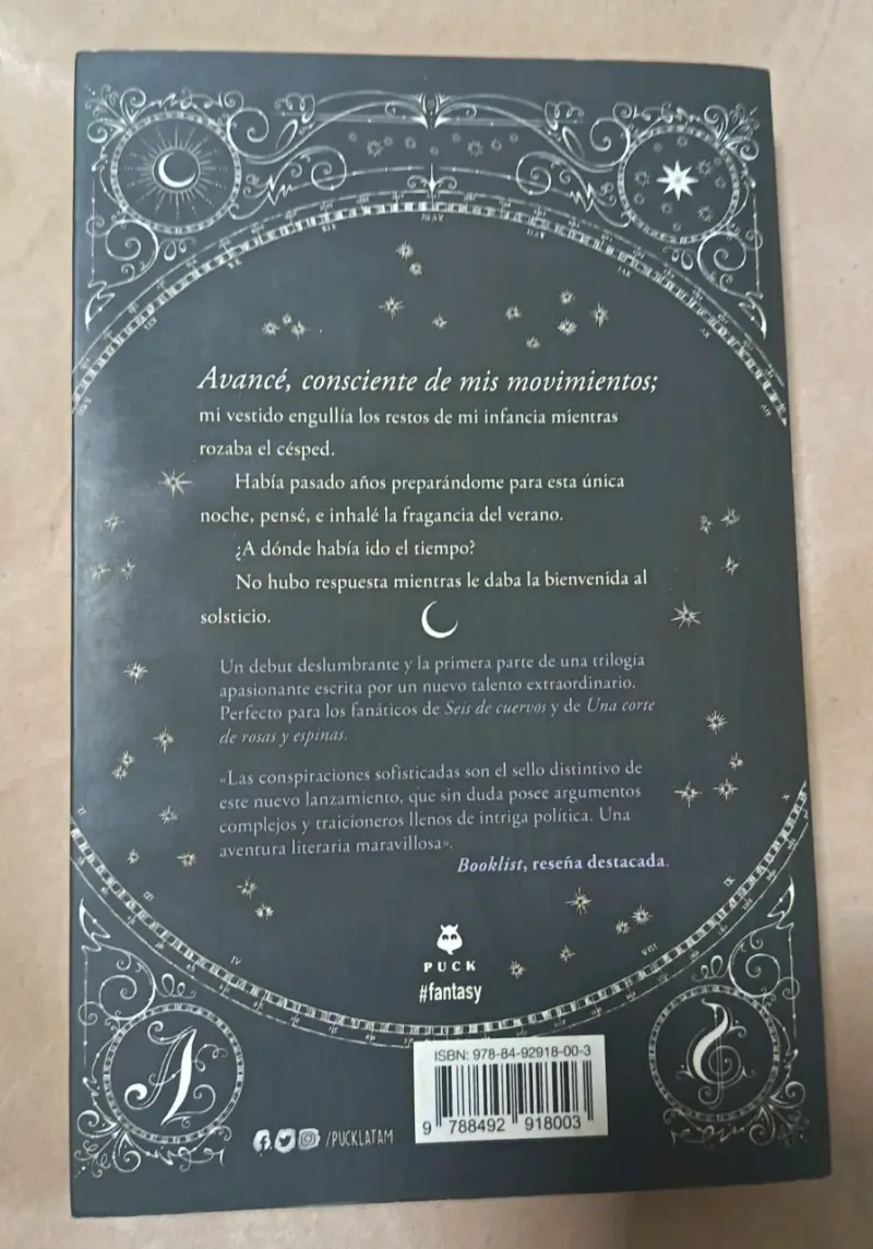 Libro La Rebelión de la Reina de Rebecca Ross - 2