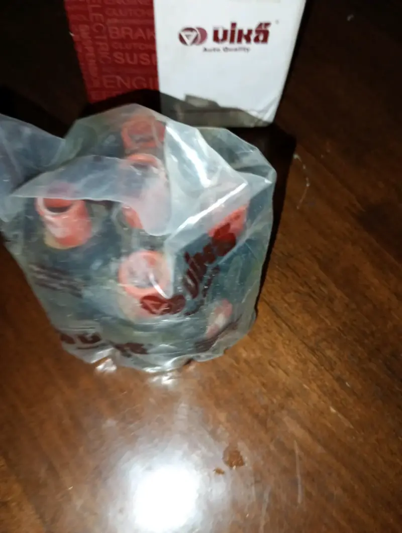 Juego de bujías de encendido Vika para auto - 2