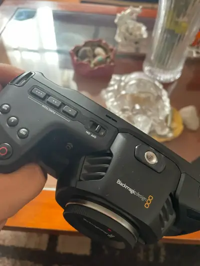 Cámara de cine Blackmagic.Cuerpo - miniatura 2