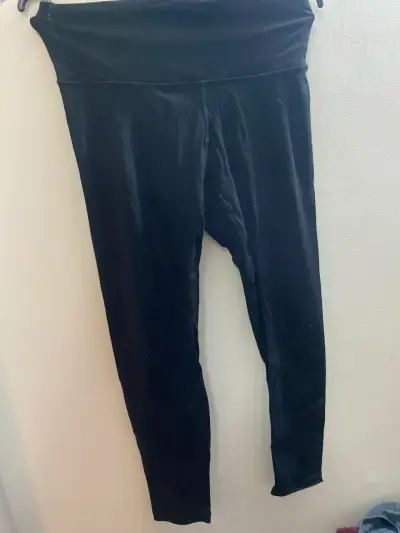 Leggings negros de yoga Dharma Yoga - miniatura 1