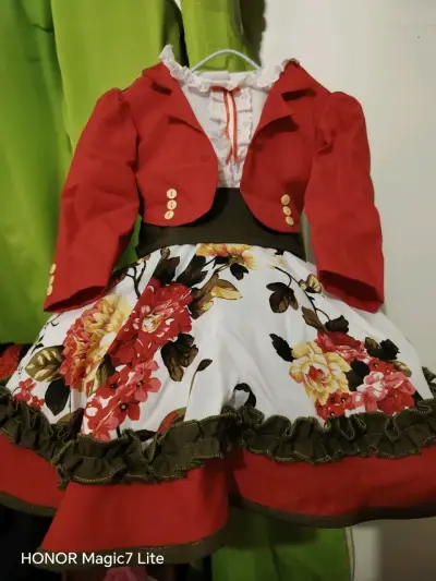 Vestido de huasa niña - miniatura 1