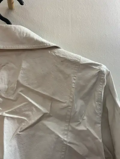 Chaqueta beige Forever 21 con cinturón - miniatura 4