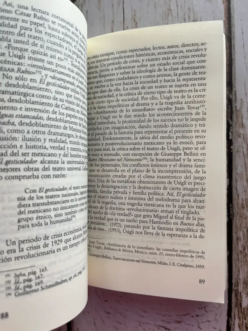Libro 'El gesticulador' de Rodolfo Usigli / Catedr - 6